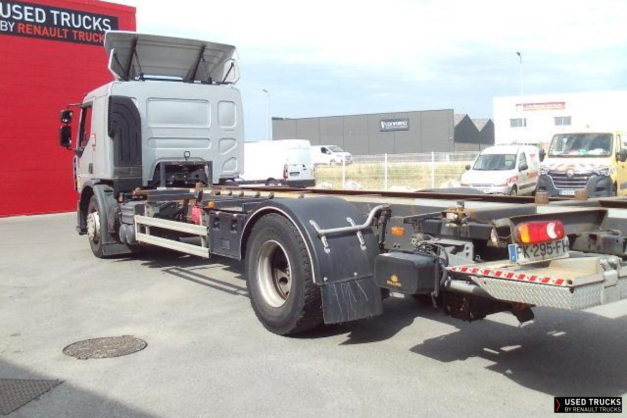 Renault Trucks D Wide 430