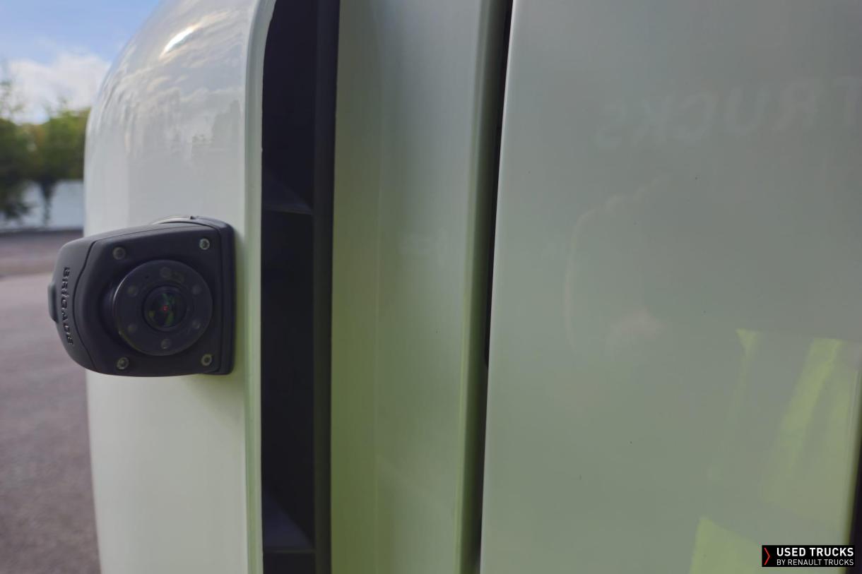 Renault Trucks D Cab 2.1 250