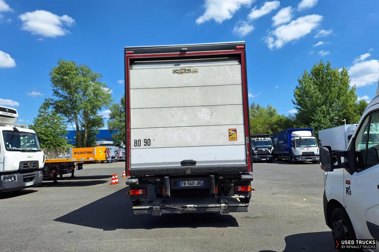 Renault Trucks D Wide 320