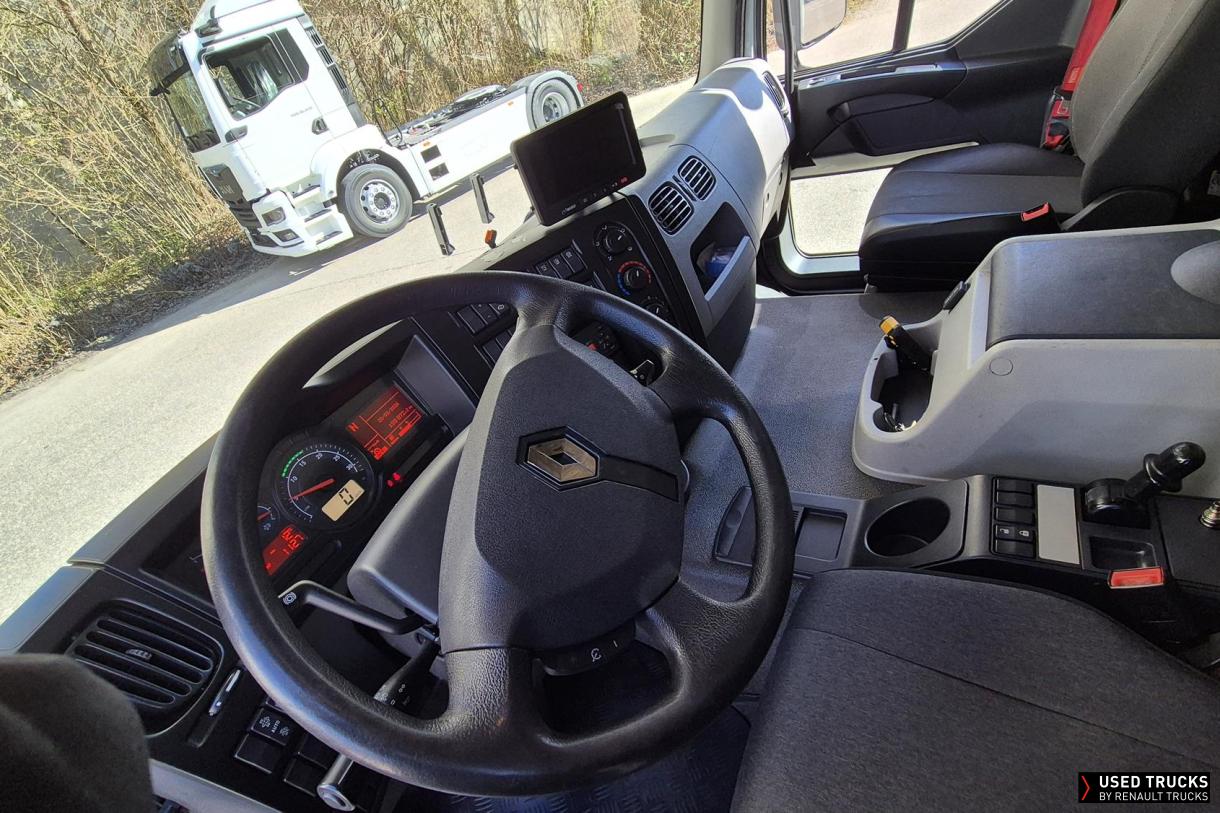 Renault Trucks D Wide 320