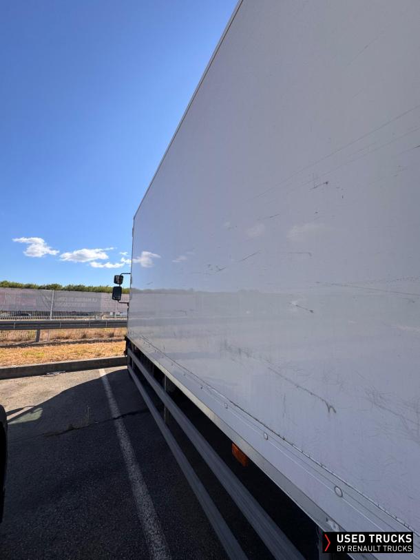 Renault Trucks D 250