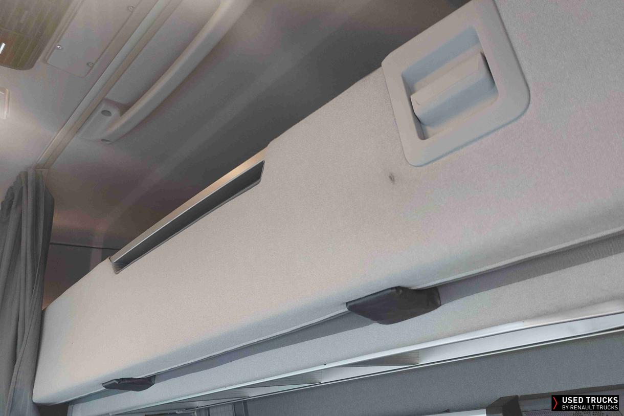 Renault Trucks T High 520