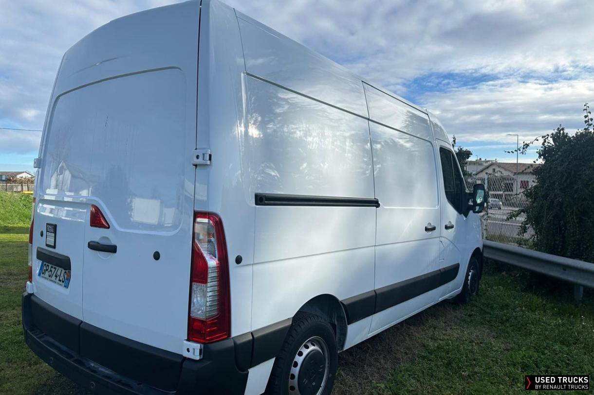 Renault Trucks Master 135