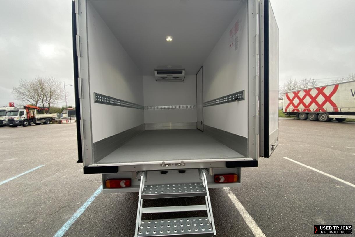 Renault Trucks Master 150