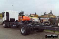 Renault Trucks D
                                          240