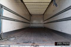 Renault Trucks D
                                          280