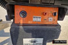 Renault Trucks D
                                          240