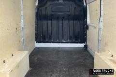 Renault Trucks Master
                                          135