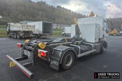 Renault Trucks D
                                          210
