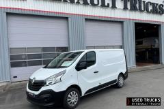 Renault Trucks Trafic
                                          