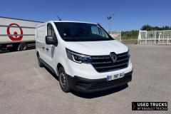 Renault Trucks Trafic
                                          130