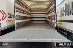 Renault Trucks D
                                          240