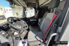 Renault Trucks T
                                          520