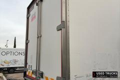 Renault Trucks D
                                          210